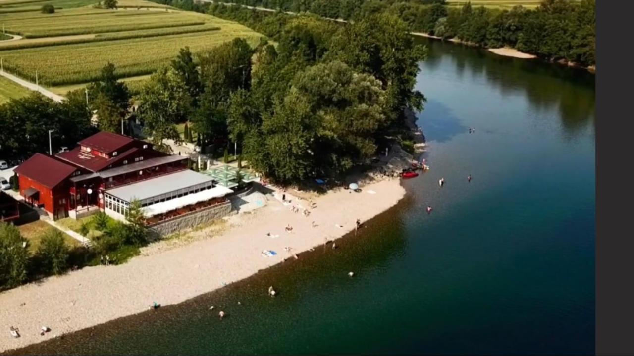 Vrhpolje Etno Selo Bok B&B 외부 사진